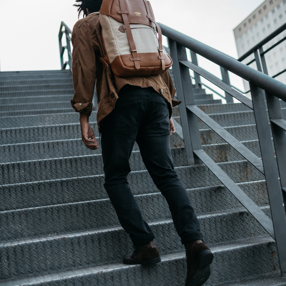 Mochila Couro Off-White e Caramelo Roadstar Special