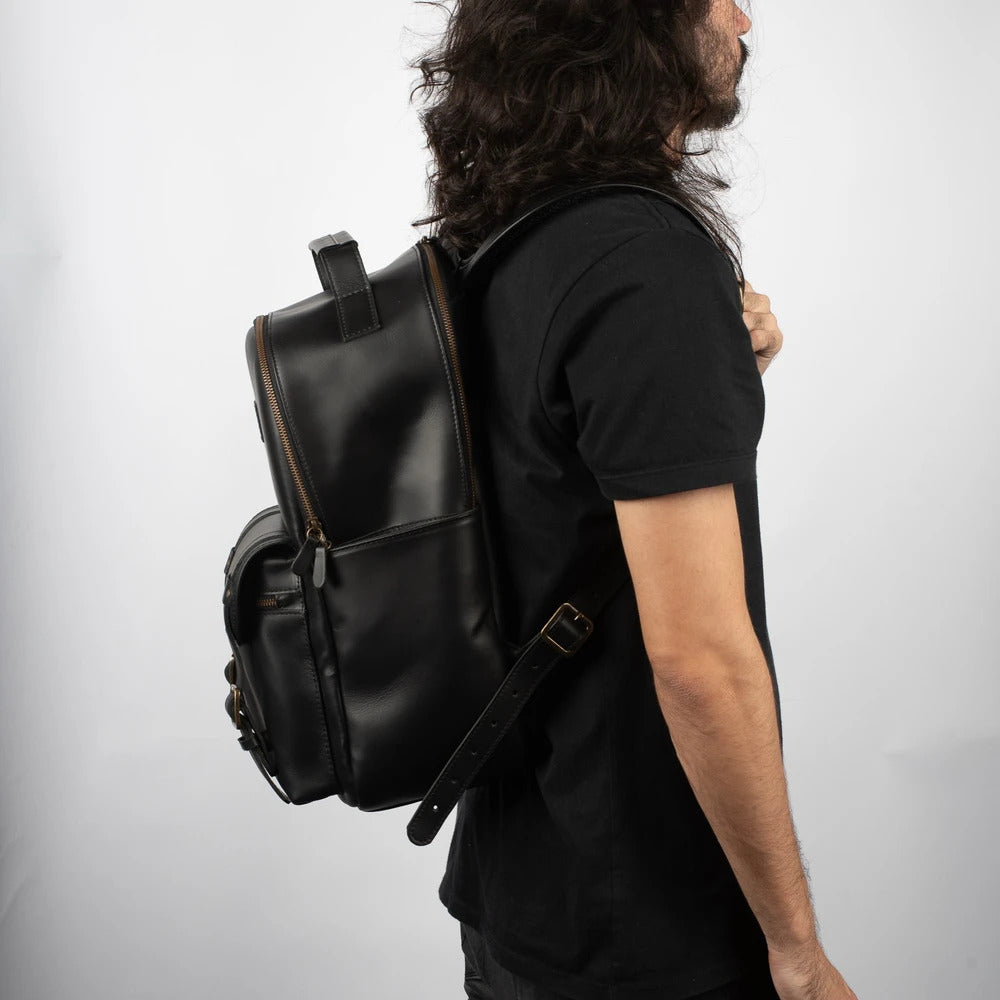 Mochila Couro Preto Hunter