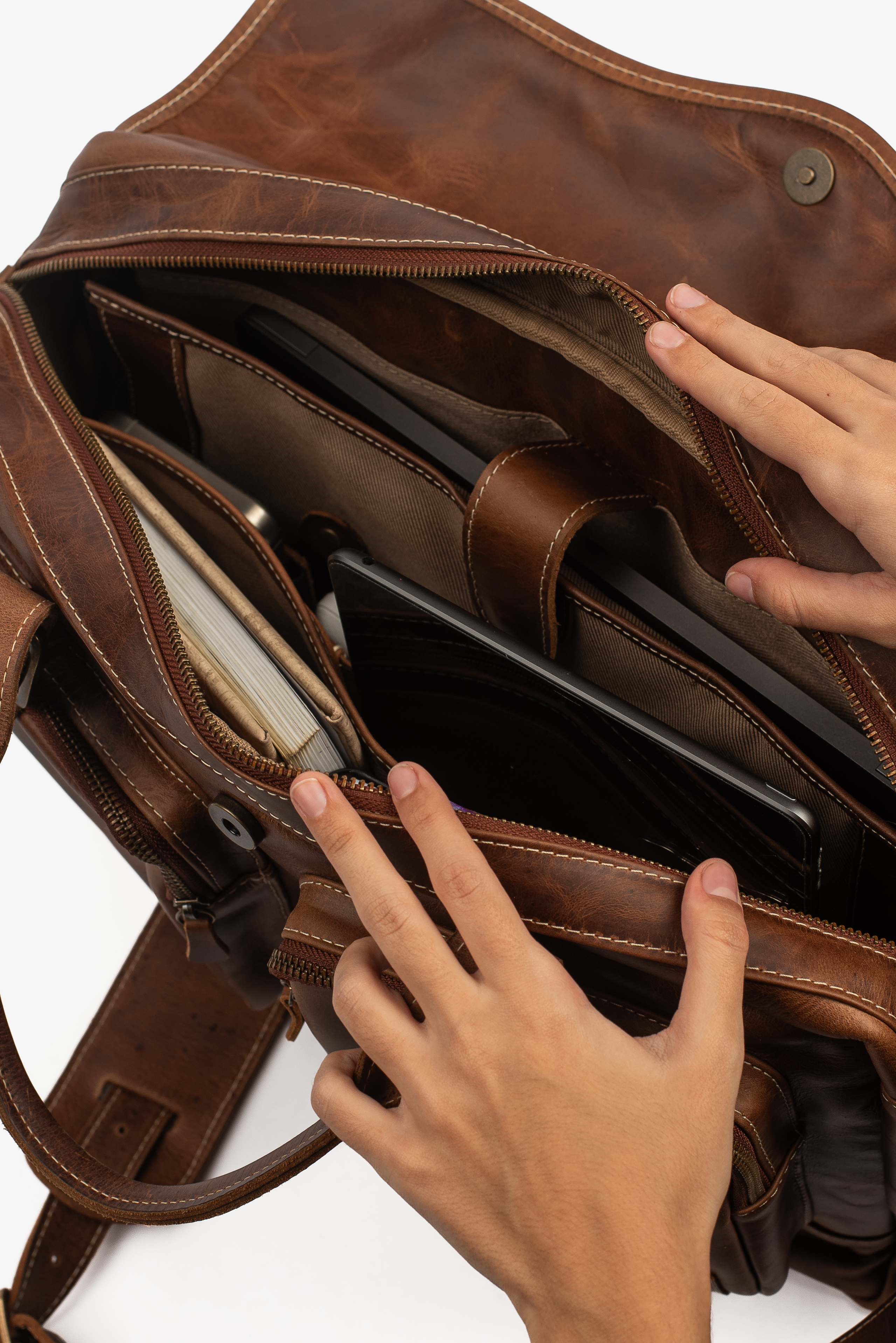 Bolsa Couro Marrom Carter Special