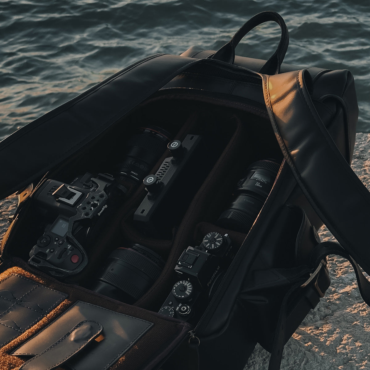 Mochila Couro Preto Ragnar