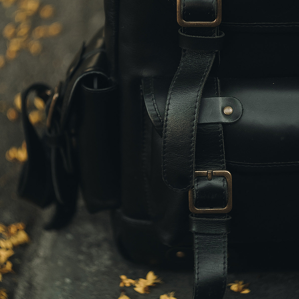 Mochila Couro Preto Ragnar