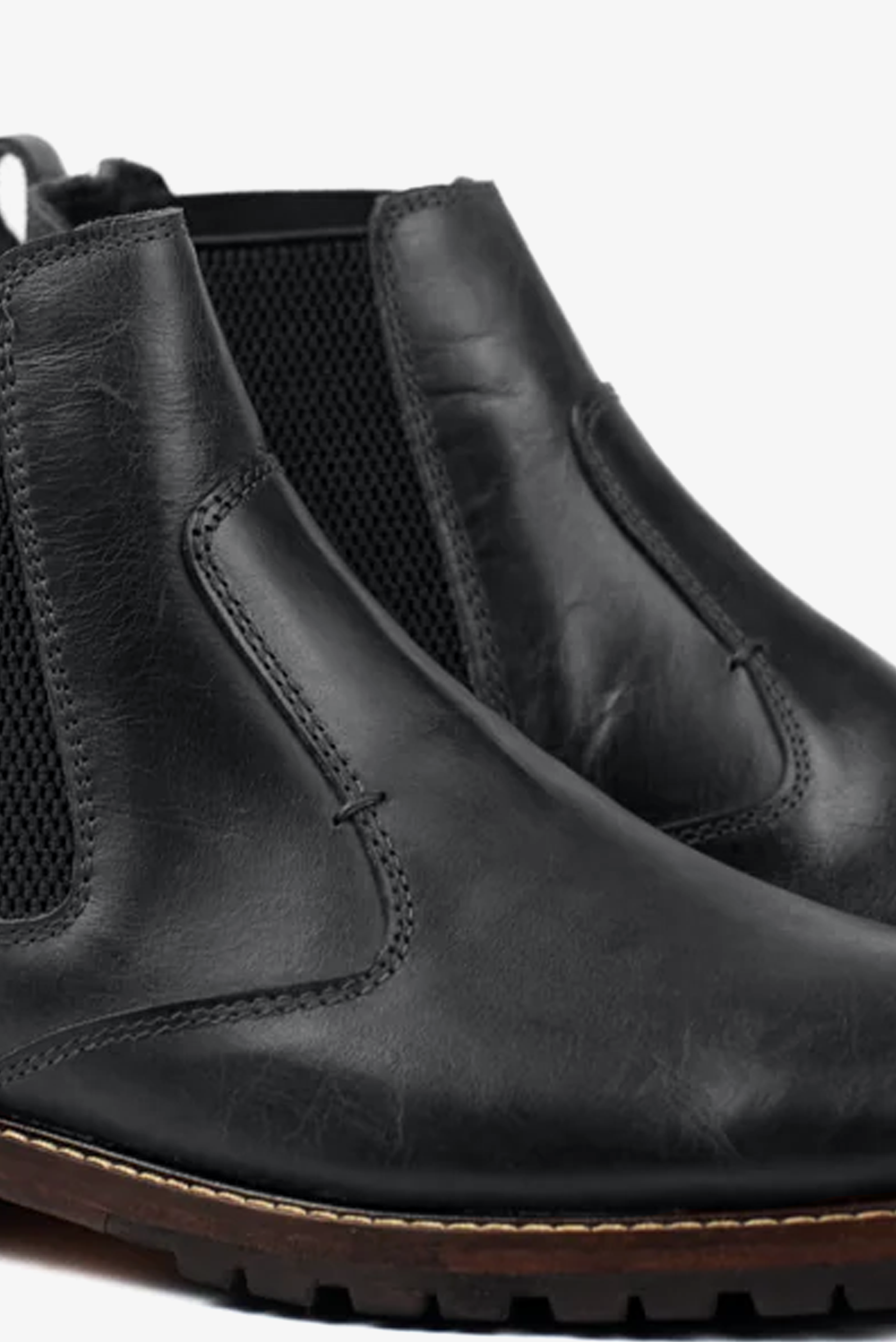 Bota Couro Preto Chelsea Otávio