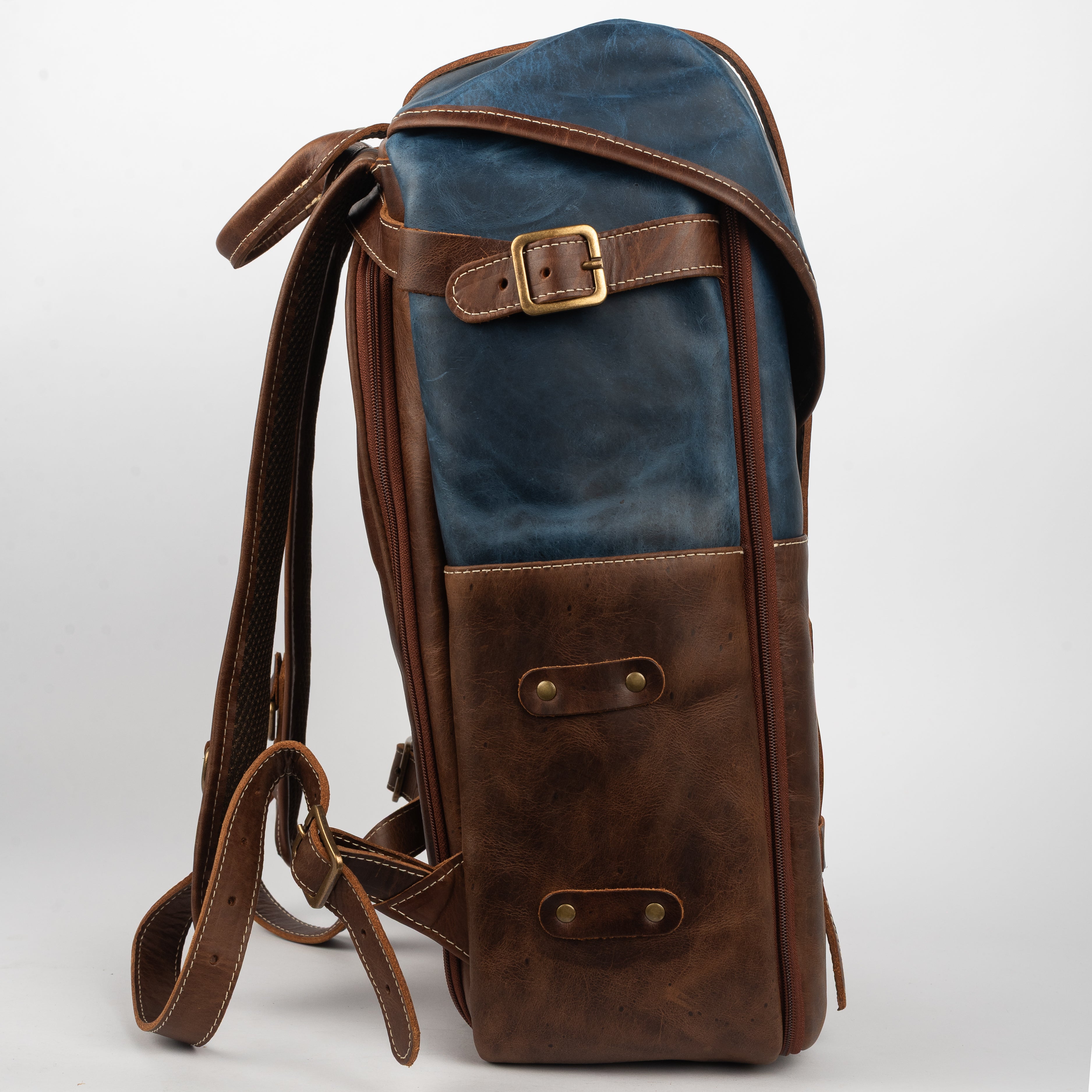 Mochila Couro Marrom com Couro Azul Arya Special