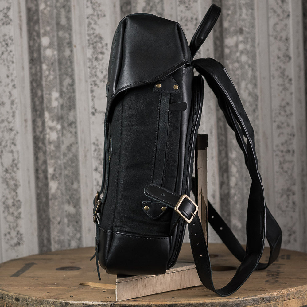 Mochila Couro Preto e Lona Preta Roadstar