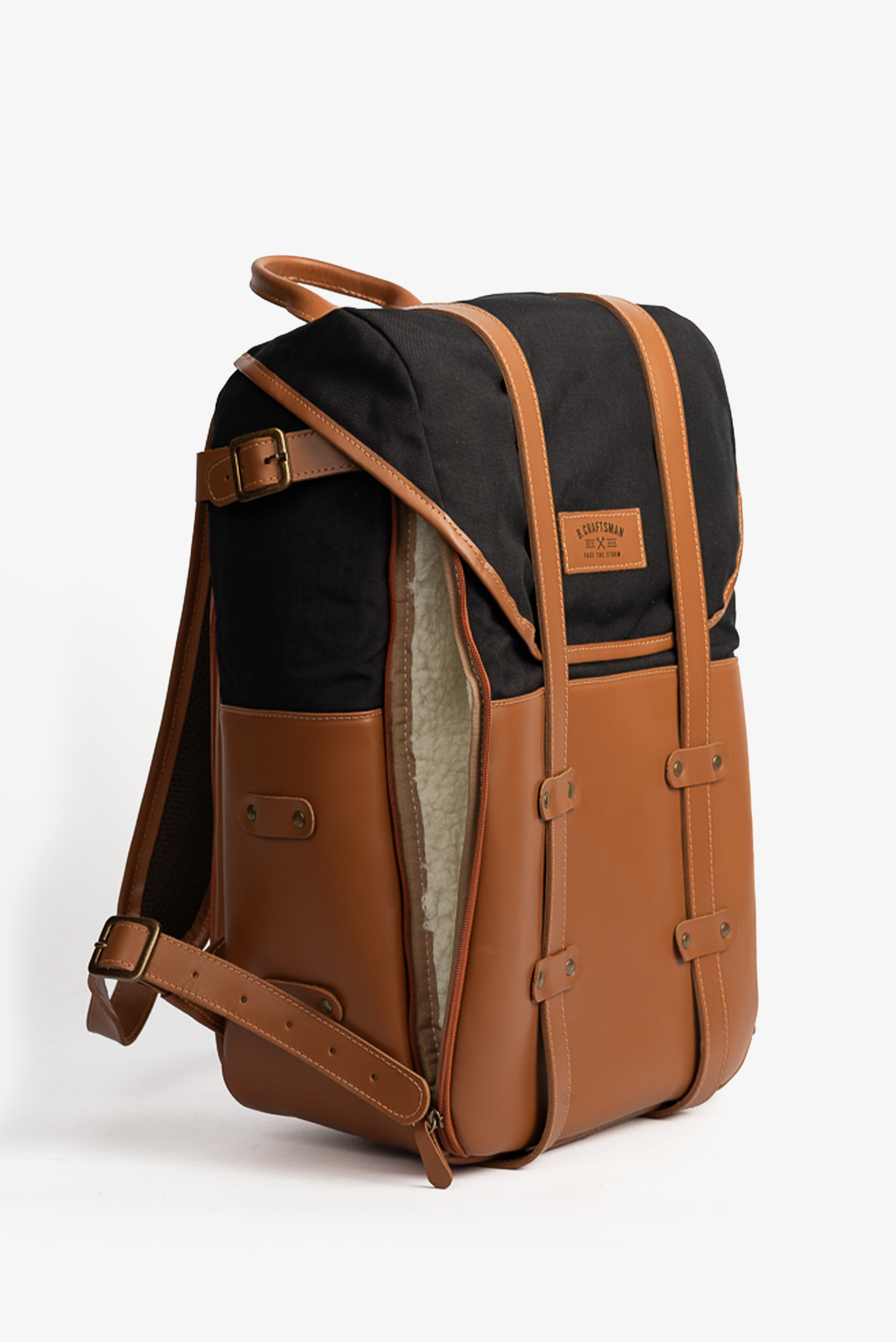 Mochila Couro Caramelo Lona Preta Arya