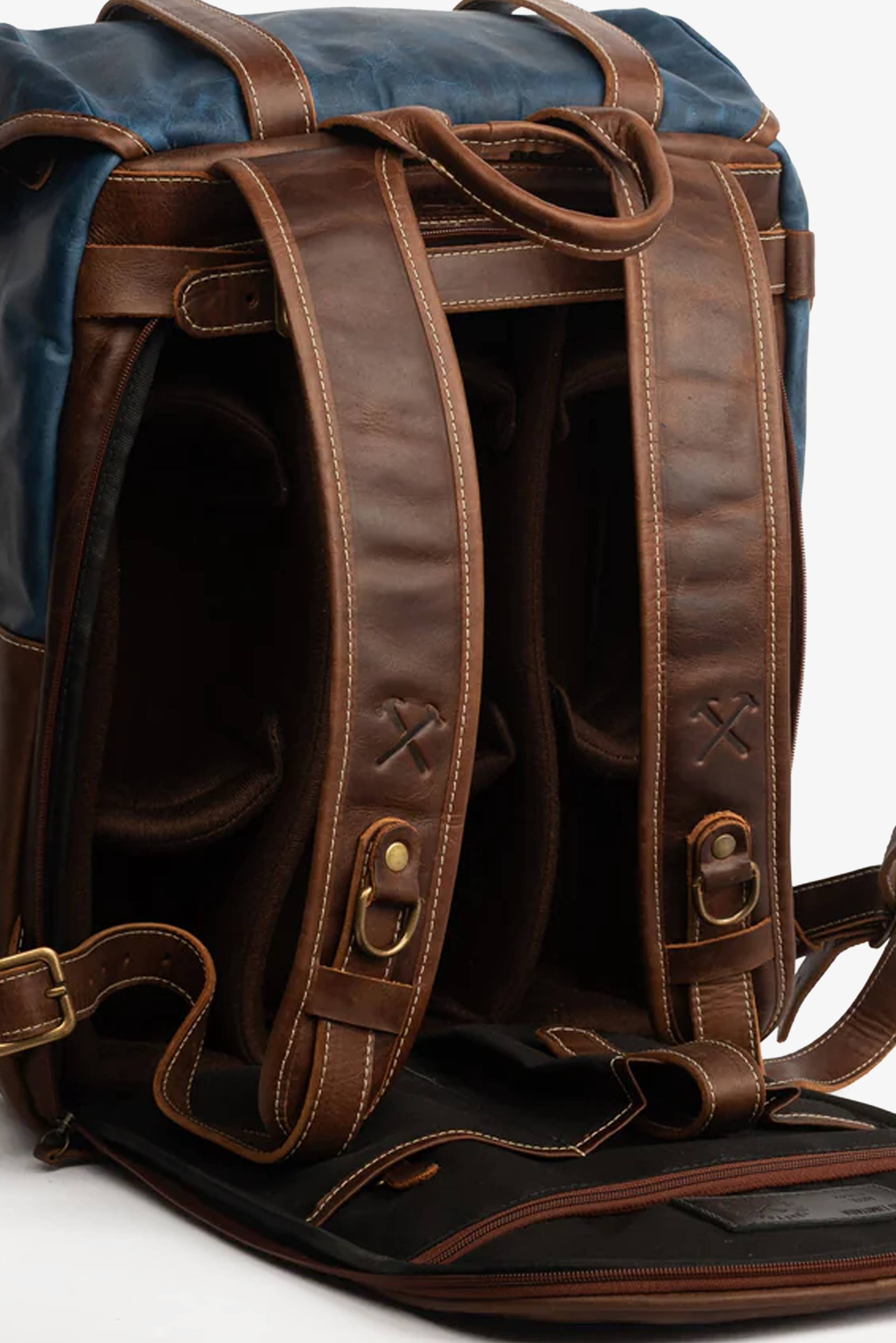 Mochila Couro Marrom com Couro Azul Arya Special