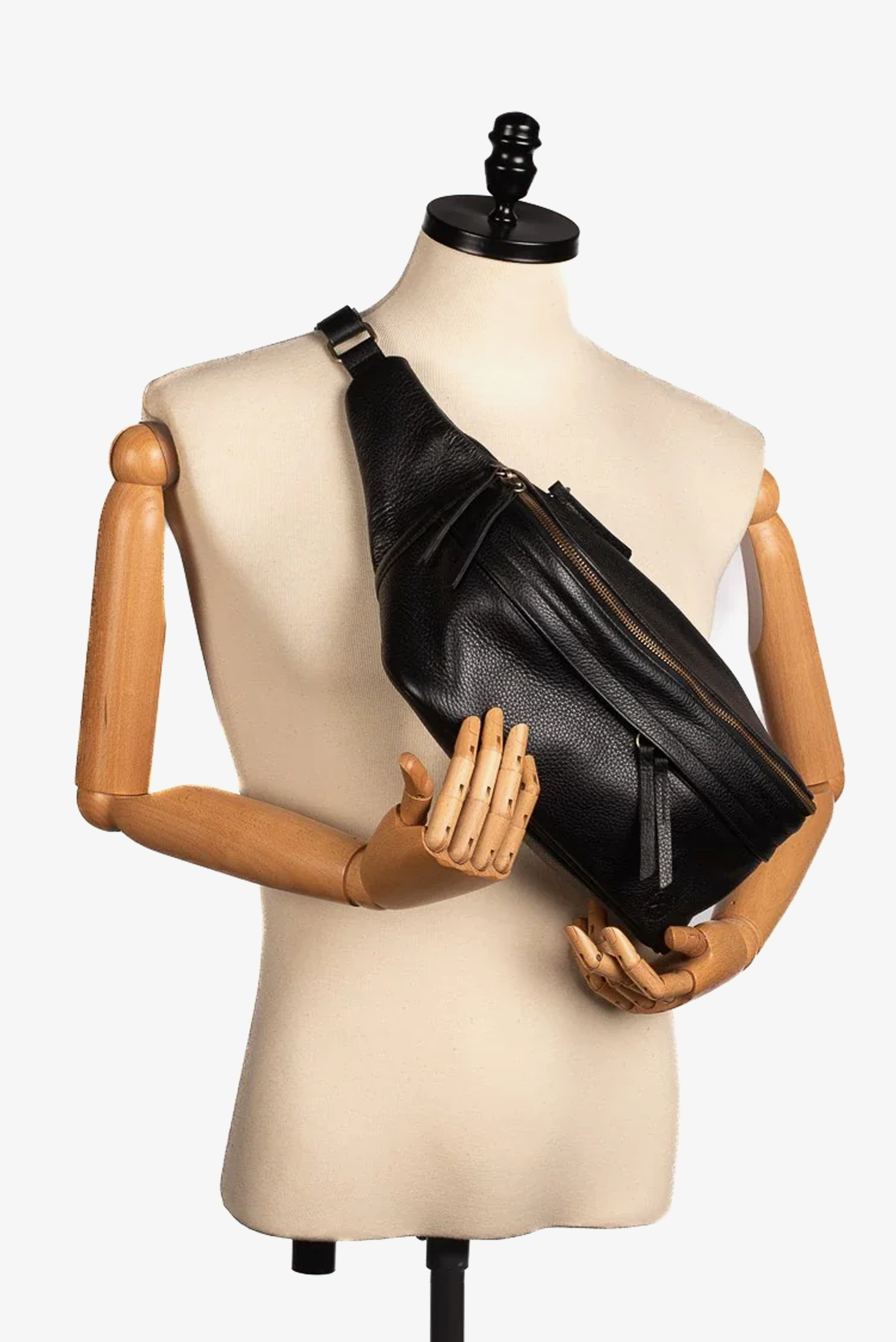 Pochete Couro Preto Athena
