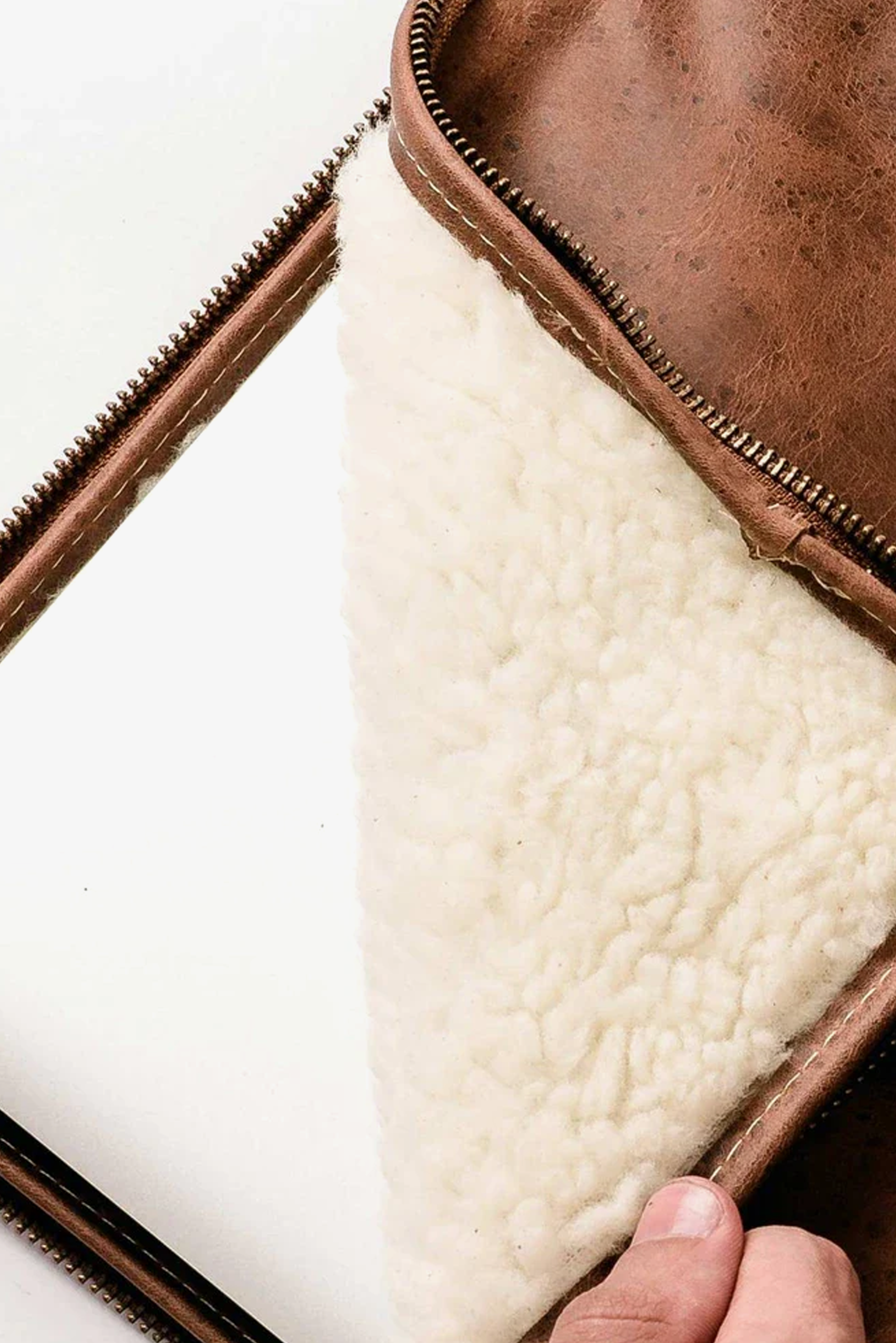 Case Couro Marrom Anne