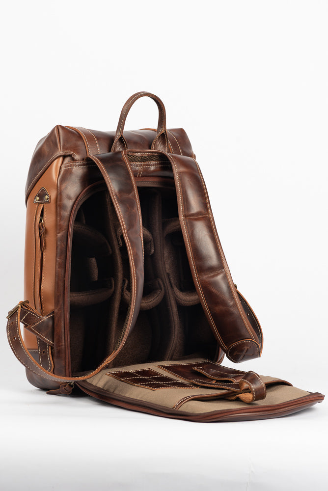 Mochila Metamorphosis Couro Caramelo com Couro Café